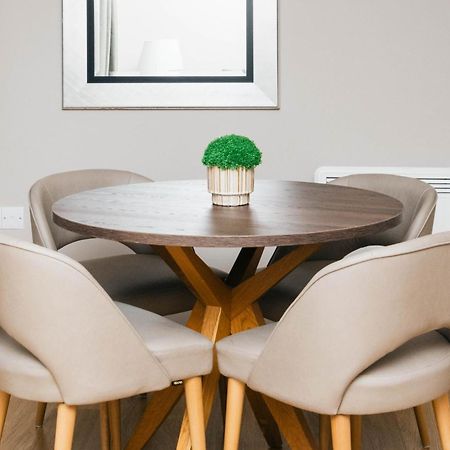 Marlin Apartments Commercial Road - Limehouse Лондон Экстерьер фото