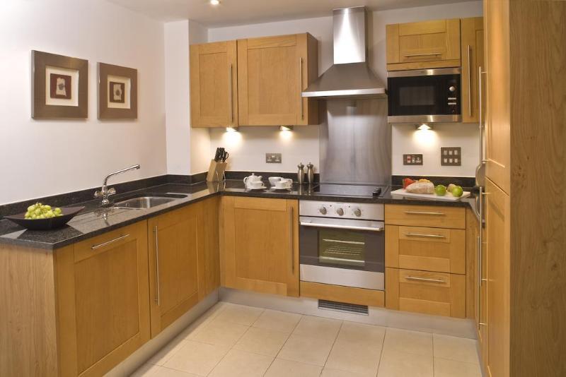 Marlin Apartments Commercial Road - Limehouse Лондон Экстерьер фото